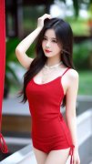 8岁的男生放坤坤放入8岁女生的坤坤里